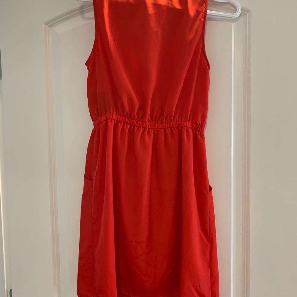 Red dress - Picture 4 of 4